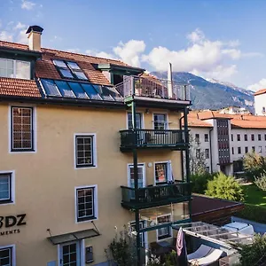 Riedz Innsbruck- Zentrales Apartmenthaus Mit Gruener Oase Appartamento Innsbruck